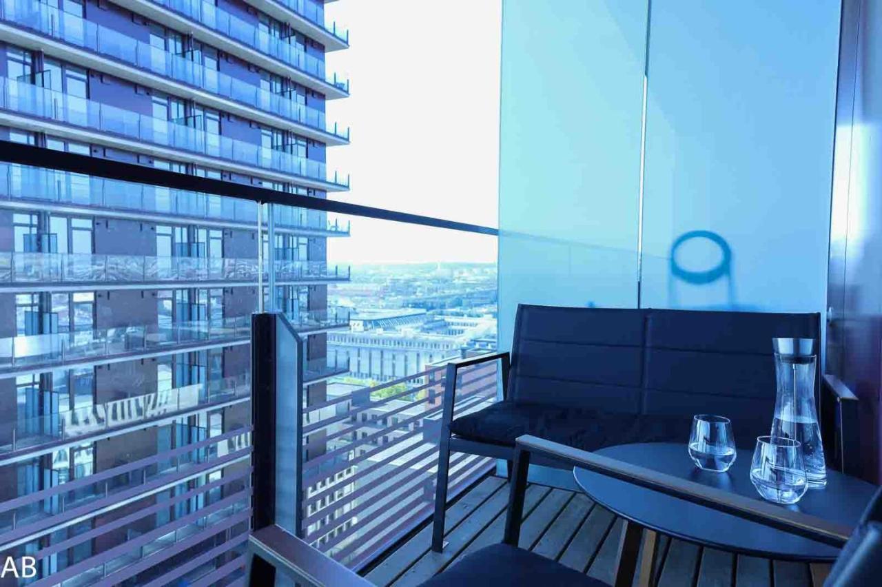Superior Apartment & Rooftop Pool Wina Bagian luar foto